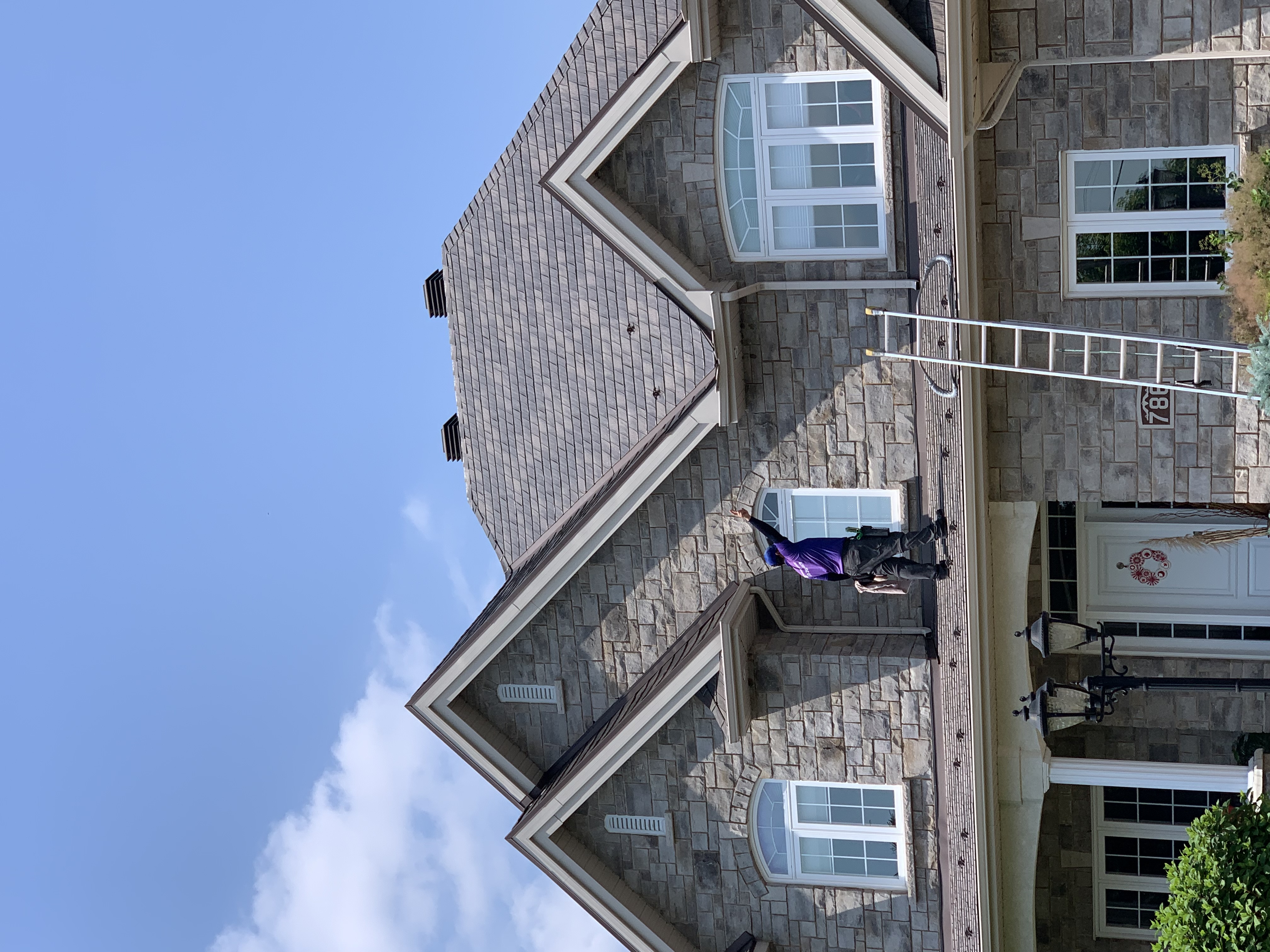 Siding Cleaning in Kanata